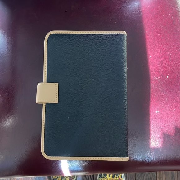 Large wallet - Picture 3 of 3